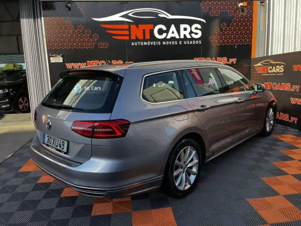 Volkswagen Passat Variant 2019 - 16900 EUR, 258985 km - AUTO.MOTO.pt - 258985km - foto 2 de 27