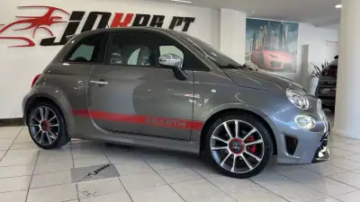 Abarth 595 2021 - 21990 EUR, 52892 km - AUTO.MOTO.pt - 52892km - foto 12 de 48