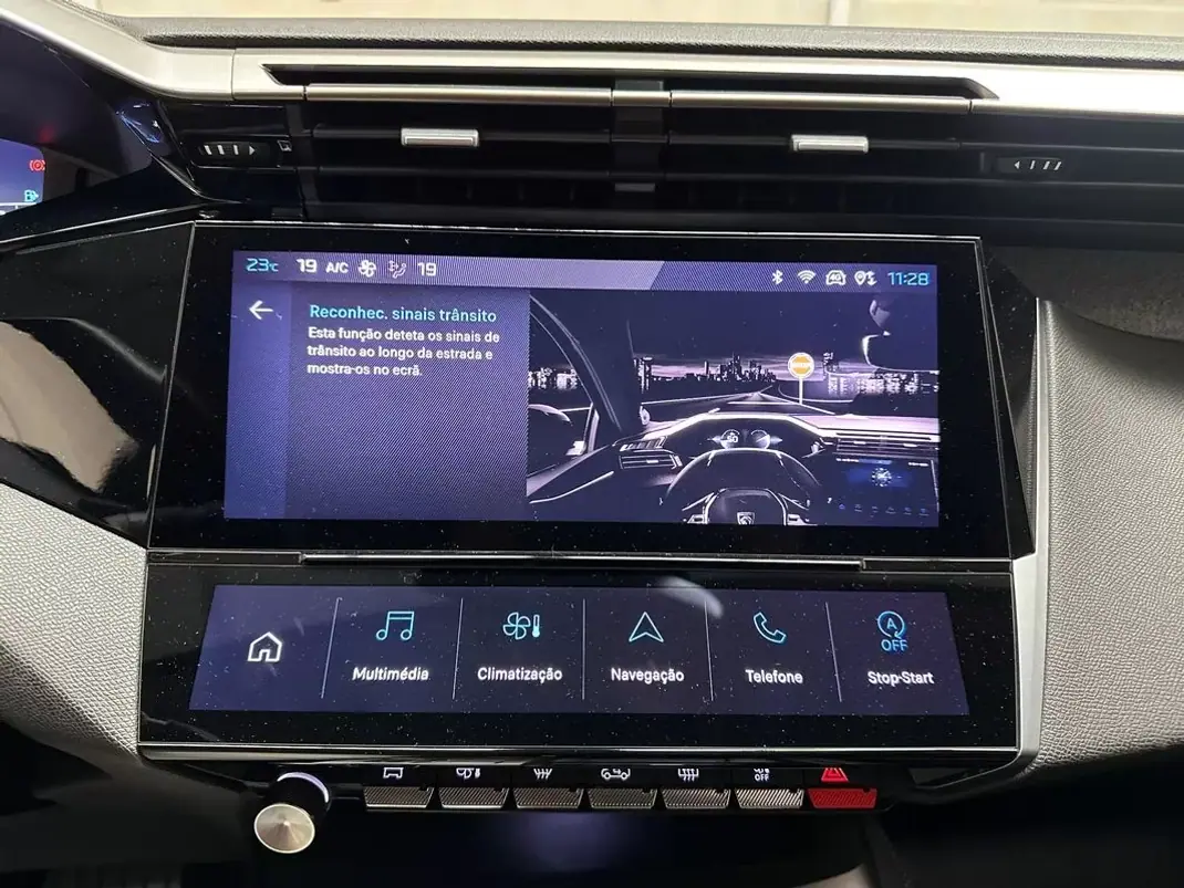 Peugeot 308 2023 - 19950 EUR, 12952 km - AUTO.MOTO.pt - 12952km - foto 35 de 50