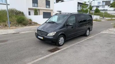 Mercedes-Benz Viano 2005 - 15500 EUR, 296429 km - AUTO.MOTO.pt - 296429km - foto 3 de 17