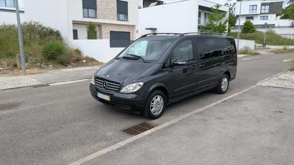 Mercedes-Benz Viano 2005 - 15500 EUR, 296429 km - AUTO.MOTO.pt - 296429km - foto 3 de 17