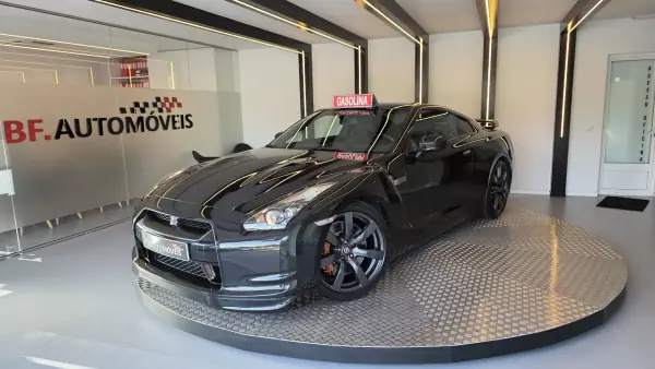 Nissan GT-R 2009 - 89500 EUR, 33009 km - AUTO.MOTO.pt - 33009km - foto 12 de 65