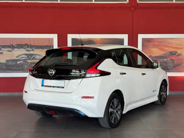 Nissan Leaf 2020 - 12990 EUR, 129004 km - AUTO.MOTO.pt - 129004km - foto 9 de 21