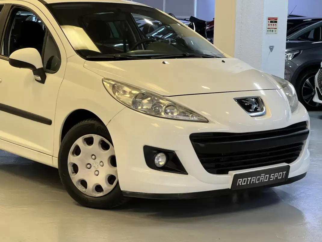 Peugeot 207 2010 - 6990 EUR, 125000 km - 125000km - foto 24 de 27