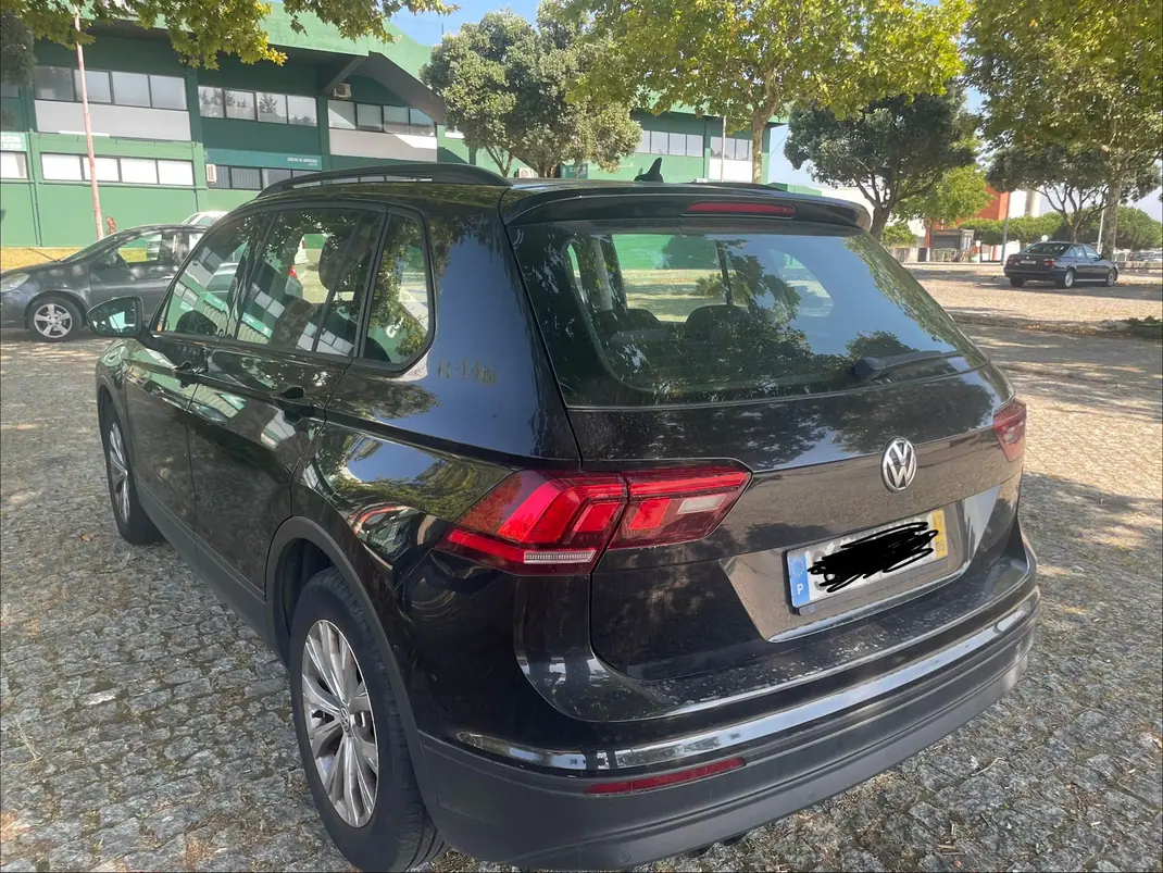 Volkswagen Tiguan 2017 - 17000 EUR, 172000 km - 172000km - foto 4 de 9