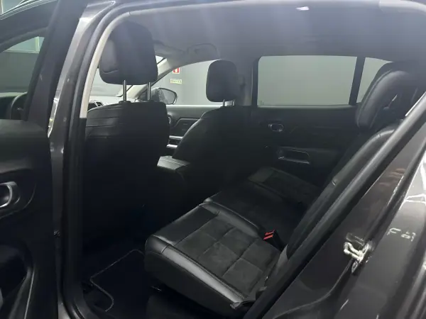 Citroën C5 Aircross 2022 - 23800 EUR, 61000 km - AUTO.MOTO.pt - 61000km - foto 14 de 21