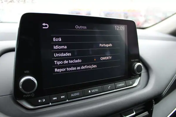 Nissan Qashqai 2023 - 25900 EUR, 42638 km - AUTO.MOTO.pt - 42638km - foto 16 de 24
