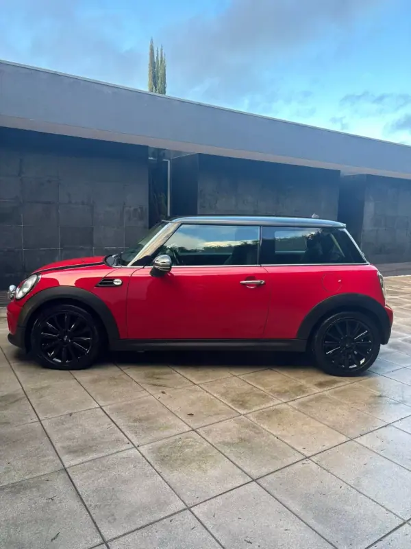 MINI One 2011 - 9750 EUR, 167000 km - AUTO.MOTO.pt - 167000km - foto 7 de 21