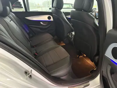 Mercedes-Benz E 220 2020 - 37900 EUR, 84701 km - AUTO.MOTO.pt - 84701km - foto 20 de 29