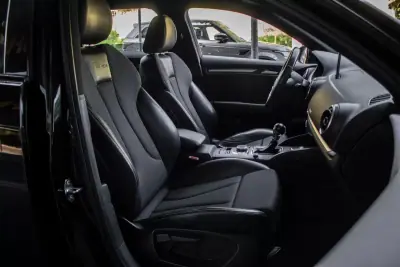 Audi A3 Sportback 2015 - 13490 EUR, 252393 km - AUTO.MOTO.pt - 252393km - foto 25 de 34