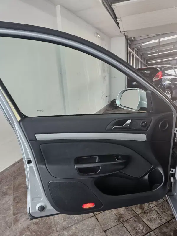 Skoda Octavia 2012 - 9350 EUR, 284108 km - AUTO.MOTO.pt - 284108km - foto 19 de 26