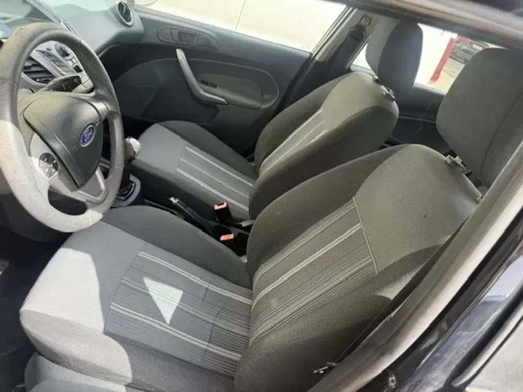 Ford Fiesta 2009 - 5500 EUR, 157000 km - 157000km - foto 15 de 30