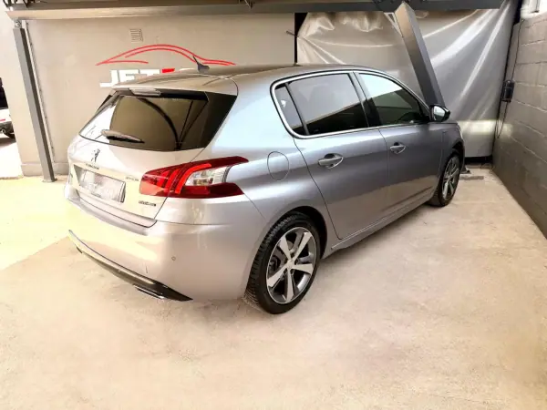 Peugeot 308 2017 - 13490 EUR, 166207 km - AUTO.MOTO.pt - 166207km - foto 4 de 21
