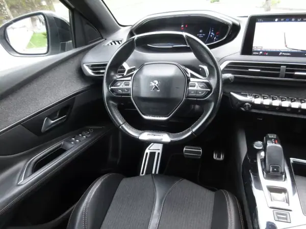 Peugeot 3008 2017 - 16990 EUR, 209000 km - AUTO.MOTO.pt - 209000km - foto 36 de 48