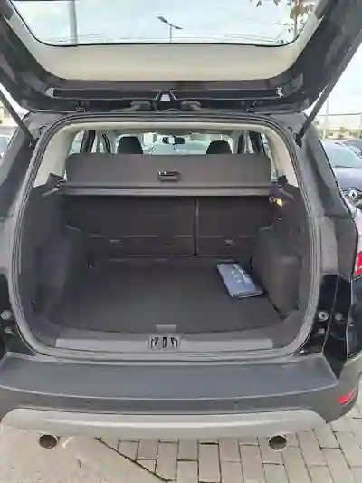 Ford Kuga 2019 - 13250 EUR, 123000 km - AUTO.MOTO.pt - 123000km - foto 2 de 10