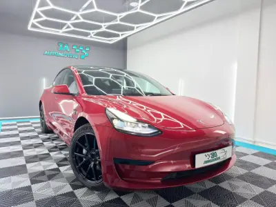 Tesla Model 3 2022 - 26999 EUR, 50900 km - AUTO.MOTO.pt - 50900km - foto 4 de 21