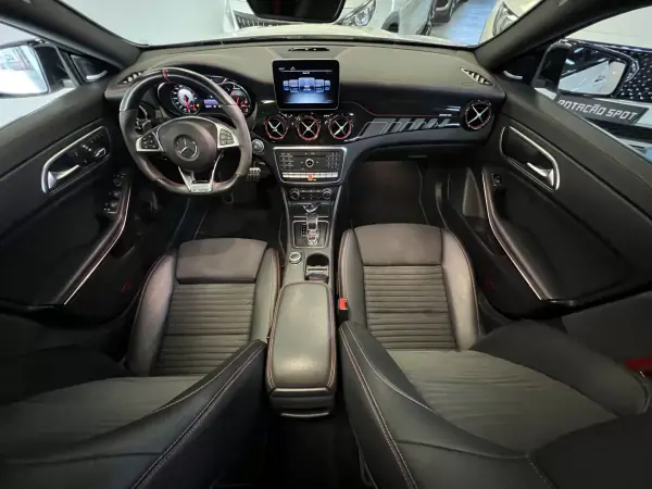 Mercedes-Benz CLA 45 AMG 2019 - 39990 EUR, 95000 km - AUTO.MOTO.pt - 95000km - foto 6 de 57