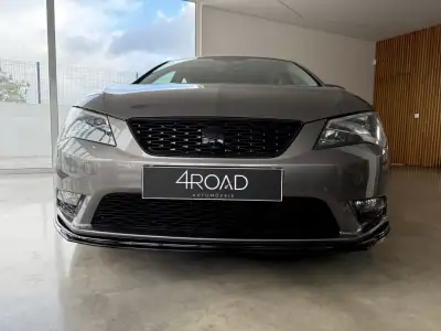 SEAT Leon 2015 - 14000 EUR, 181000 km - AUTO.MOTO.pt - 181000km - foto 12 de 92