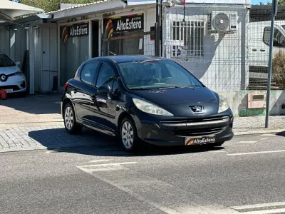 Peugeot 207 2006 - 8900 EUR, 172278 km - 172278km - foto 8 de 27