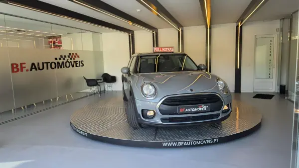 MINI Clubman 2017 - 13900 EUR, 157631 km - AUTO.MOTO.pt - 157631km - foto 10 de 55