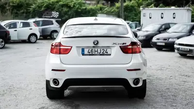 BMW X6 2009 - 22500 EUR, 268000 km - AUTO.MOTO.pt - 268000km - foto 8 de 12