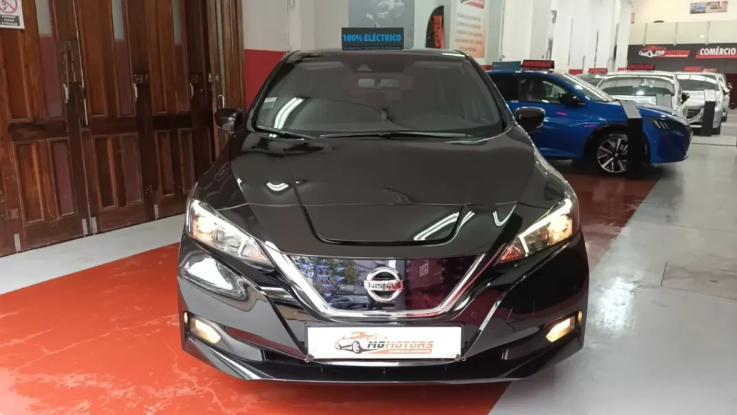 Nissan Leaf 2020 - 20500 EUR, 56131 km - AUTO.MOTO.pt - 56131km - foto 19 de 77