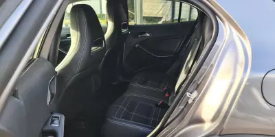 Mercedes-Benz A 180 2014 - 17900 EUR, 123000 km - AUTO.MOTO.pt - 123000km - foto 7 de 12