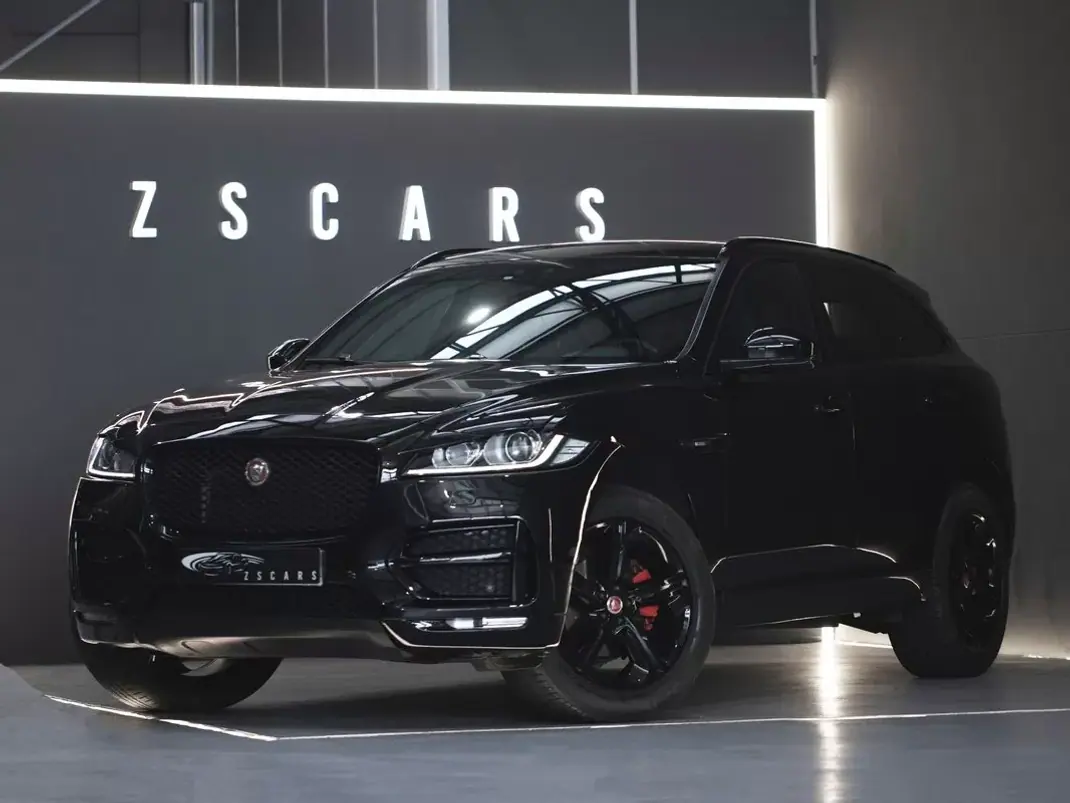 Jaguar F-Pace 2017 - 24990 EUR, 151545 km - AUTO.MOTO.pt - 151545km - foto 3 de 23