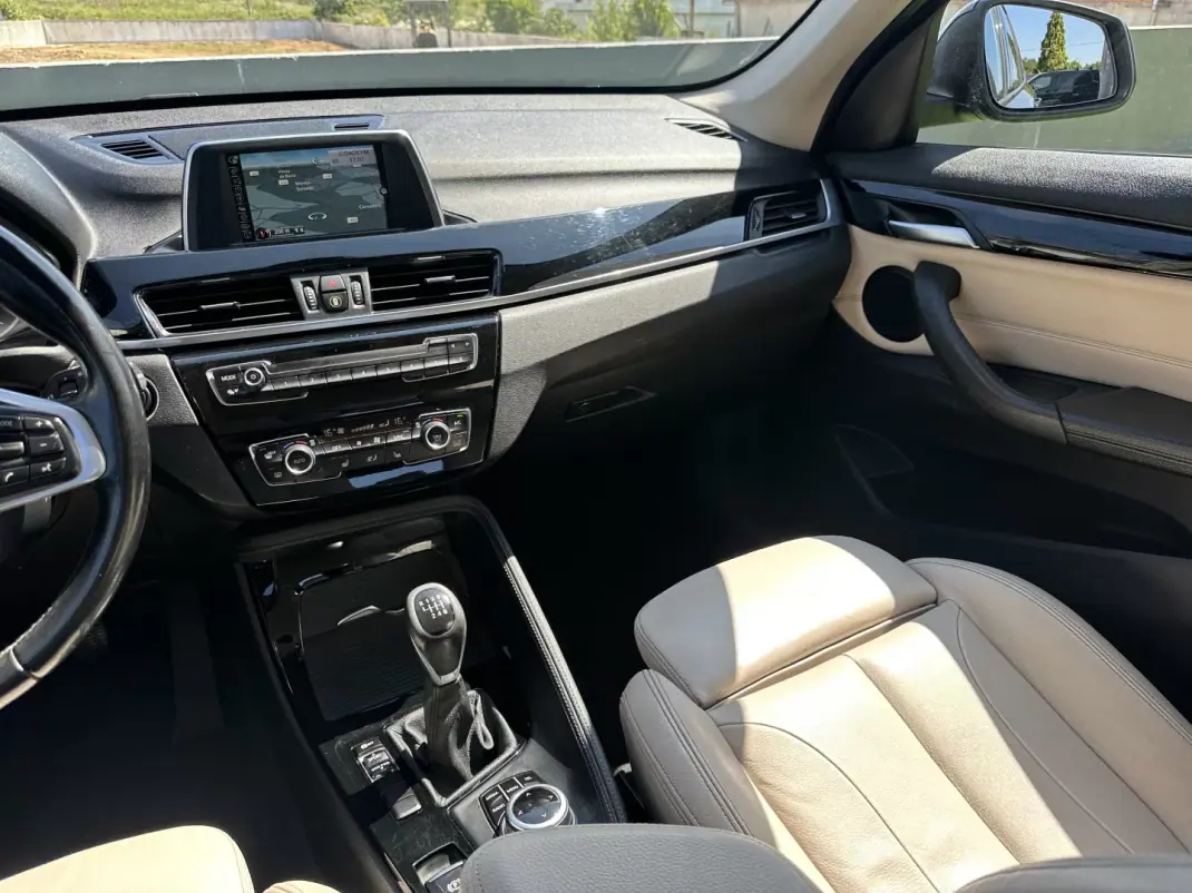 BMW X1 2016 - 17900 EUR, 200000 km - 200000km - foto 31 de 66