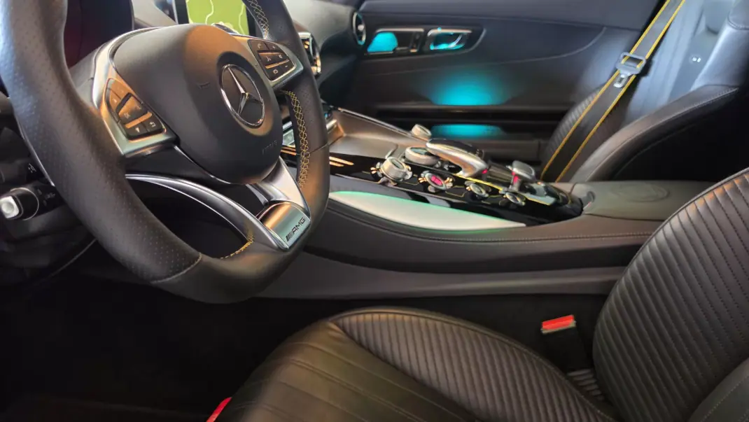 Mercedes-Benz AMG GT 2016 - 119500 EUR, 59841 km - 59841km - foto 44 de 63