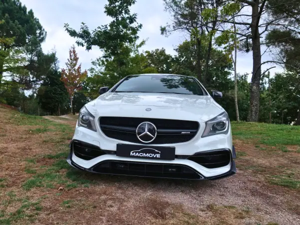 Mercedes-Benz CLA 45 AMG 2015 — foto 3 de 21