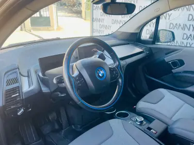 BMW i3 2019 - 20450 EUR, 50000 km - AUTO.MOTO.pt - 50000km - foto 10 de 11