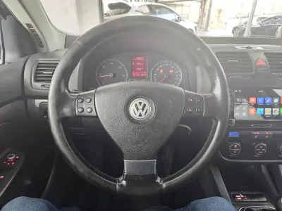 Volkswagen Golf Variant 2008 - 4250 EUR, 321338 km - AUTO.MOTO.pt - 321338km - foto 19 de 26