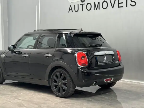 MINI 5 Portas 2016 - 15890 EUR, 167000 km - AUTO.MOTO.pt - 167000km - foto 7 de 34