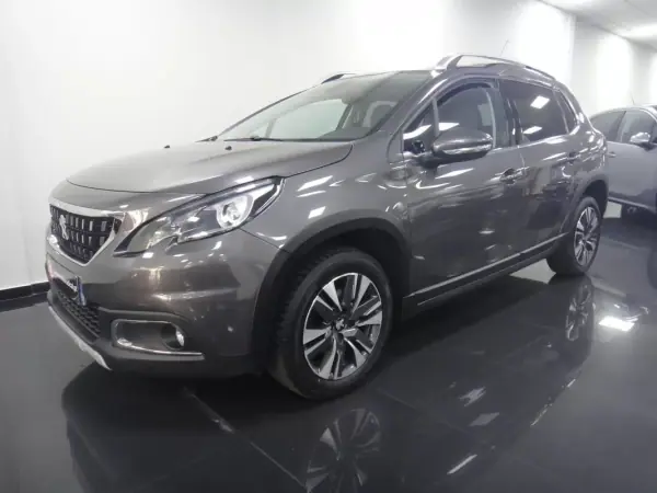 Peugeot 2008 2018 - 10250 EUR, 109000 km - AUTO.MOTO.pt - 109000km - foto 2 de 21