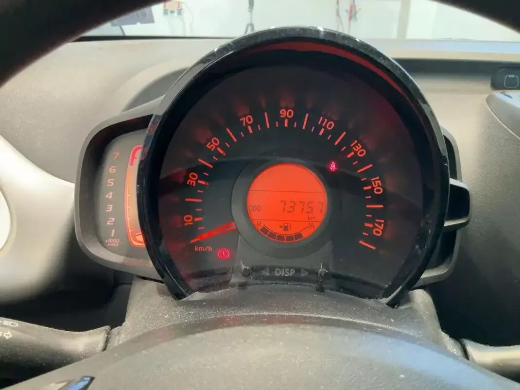 Citroën C1 2017 - 8990 EUR, 73757 km - AUTO.MOTO.pt - 73757km - foto 6 de 9