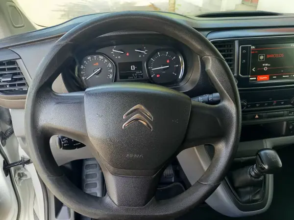 Citroën Jumpy 2021 - 15990 EUR, 89700 km - AUTO.MOTO.pt - 89700km - foto 16 de 20