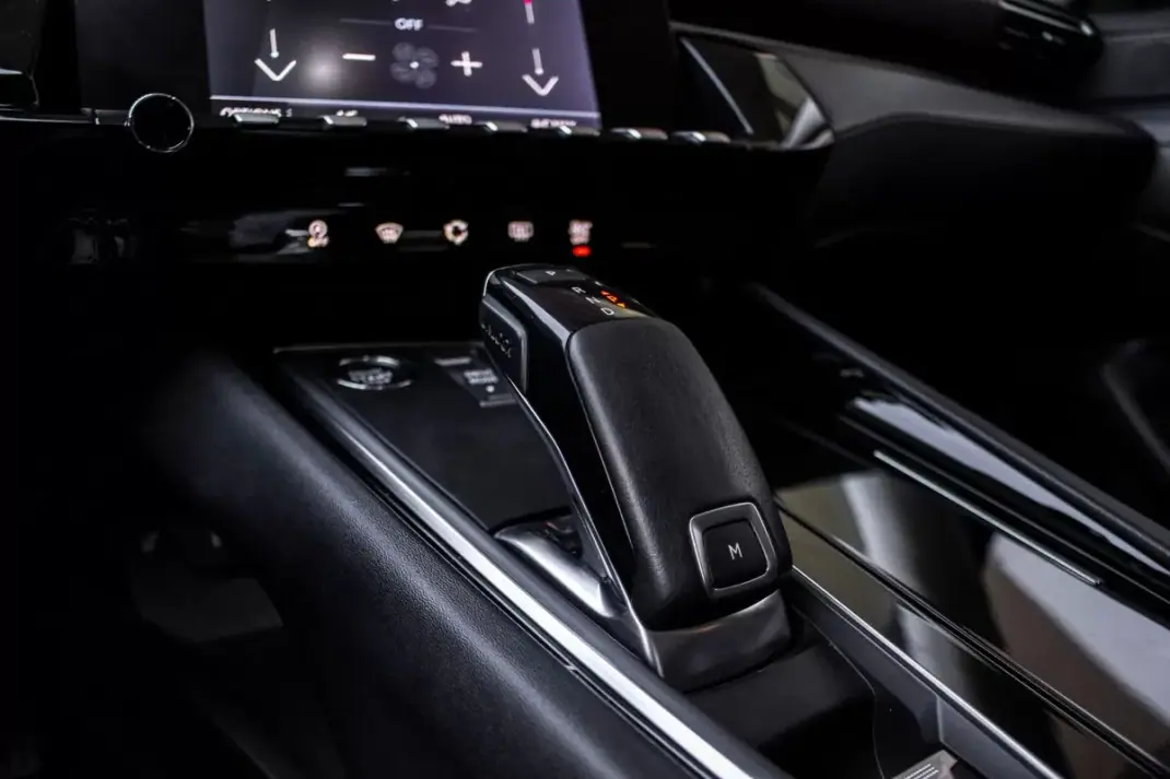 Peugeot 508 SW 2020 - 16990 EUR, 132236 km - AUTO.MOTO.pt - 132236km - foto 19 de 41