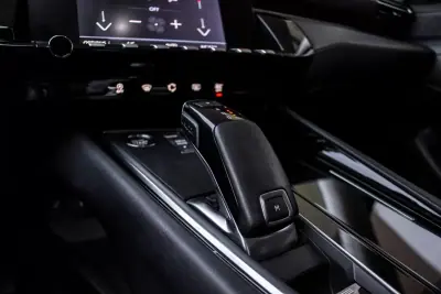 Peugeot 508 SW 2020 - 16990 EUR, 132236 km - AUTO.MOTO.pt - 132236km - foto 19 de 41