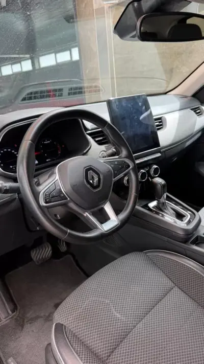 Renault Arkana 2023 - 20500 EUR, 65700 km - AUTO.MOTO.pt - 65700km - foto 8 de 15