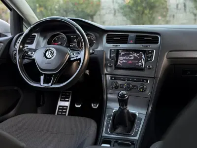 Volkswagen Golf 2013 — foto 6 de 13