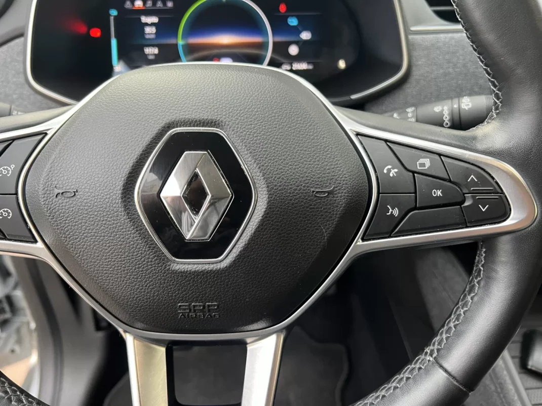 Renault Zoe 2021 - 14965 EUR, 25000 km - 25000km - foto 34 de 46