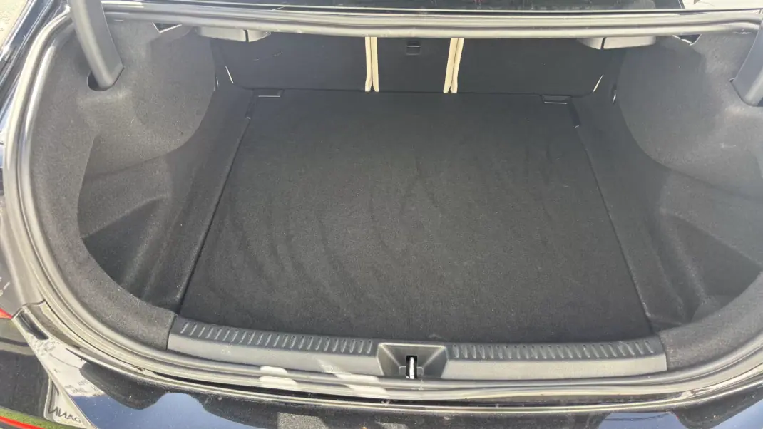 Mercedes-Benz A 200 Limousine 2019 - 22990 EUR, 115000 km - 115000km - foto 14 de 14
