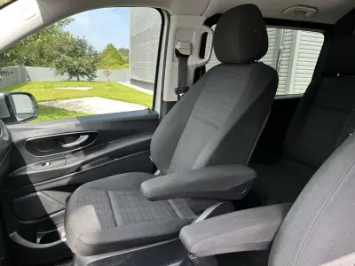 Mercedes-Benz Vito Tourer 2016 - 24900 EUR, 286000 km - AUTO.MOTO.pt - 286000km - foto 27 de 54