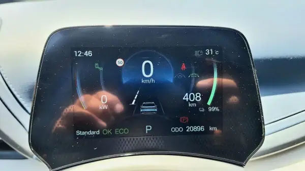 BYD Atto 3 2024 - 29900 EUR, 20896 km - AUTO.MOTO.pt - 20896km - foto 6 de 23