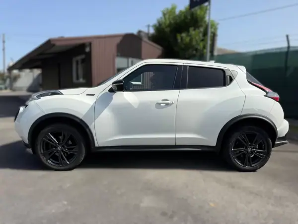 Nissan Juke 2016 - 11750 EUR, 127000 km - AUTO.MOTO.pt - 127000km - foto 8 de 19