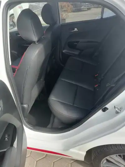 Kia Picanto 2020 - 18900 EUR, 20480 km - AUTO.MOTO.pt - 20480km - foto 4 de 20