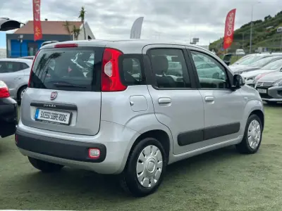 Fiat Panda 2015 - 7990 EUR, 108981 km - AUTO.MOTO.pt - 108981km - foto 8 de 15