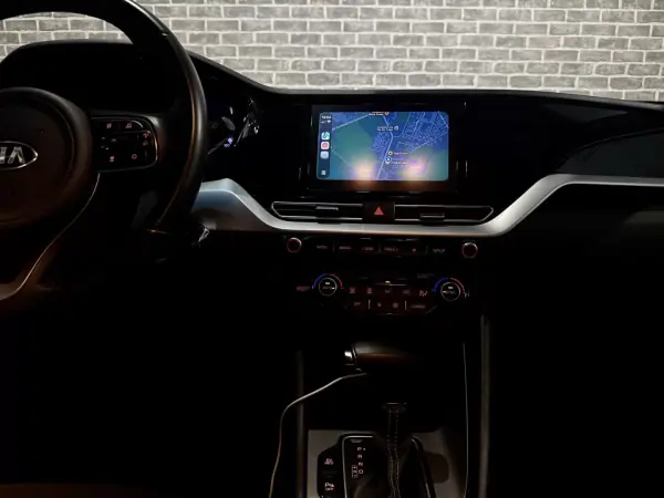 Kia Niro 2020 - 17490 EUR, 168000 km - AUTO.MOTO.pt - 168000km - foto 18 de 21
