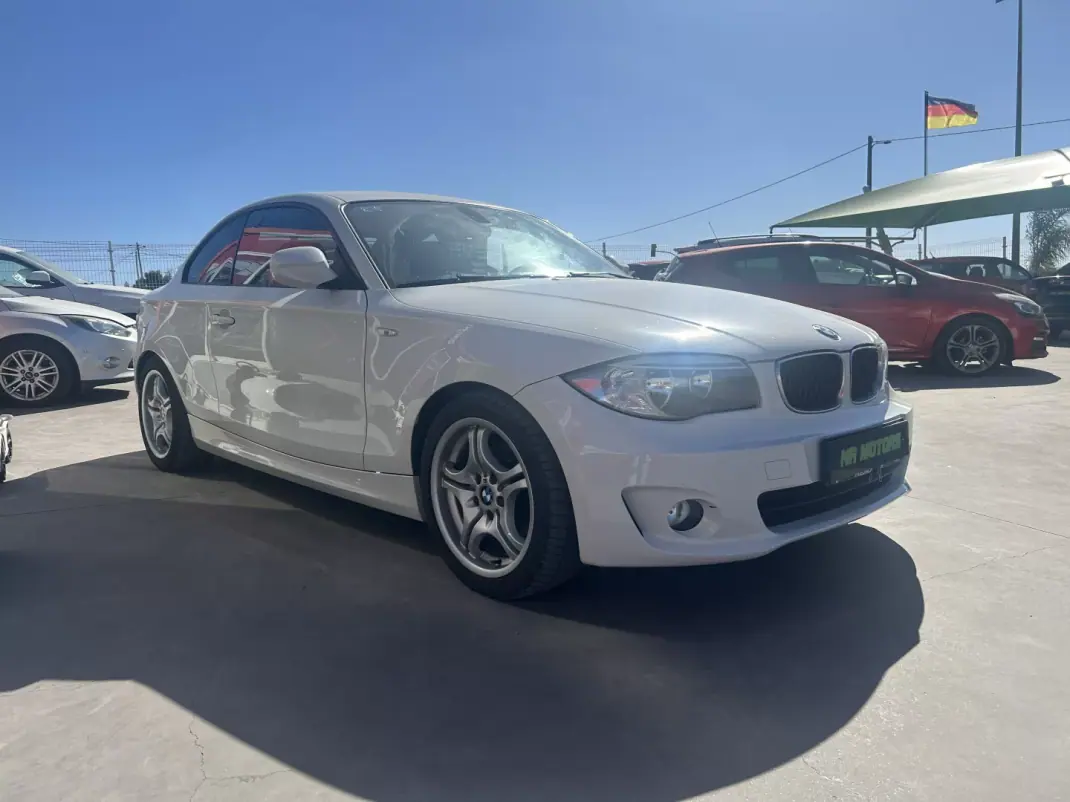 BMW 120 2011 - 14947 EUR, 123000 km - 123000km - foto 4 de 18